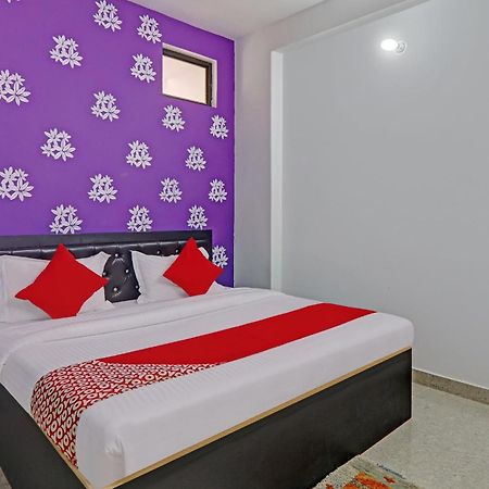 Hotel O Sparrow Nest Varanasi Esterno foto