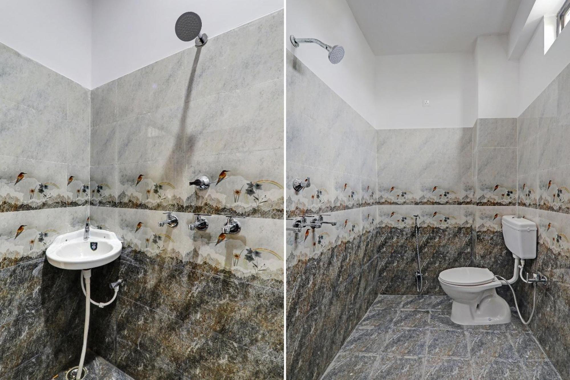 Hotel O Sparrow Nest Varanasi Esterno foto