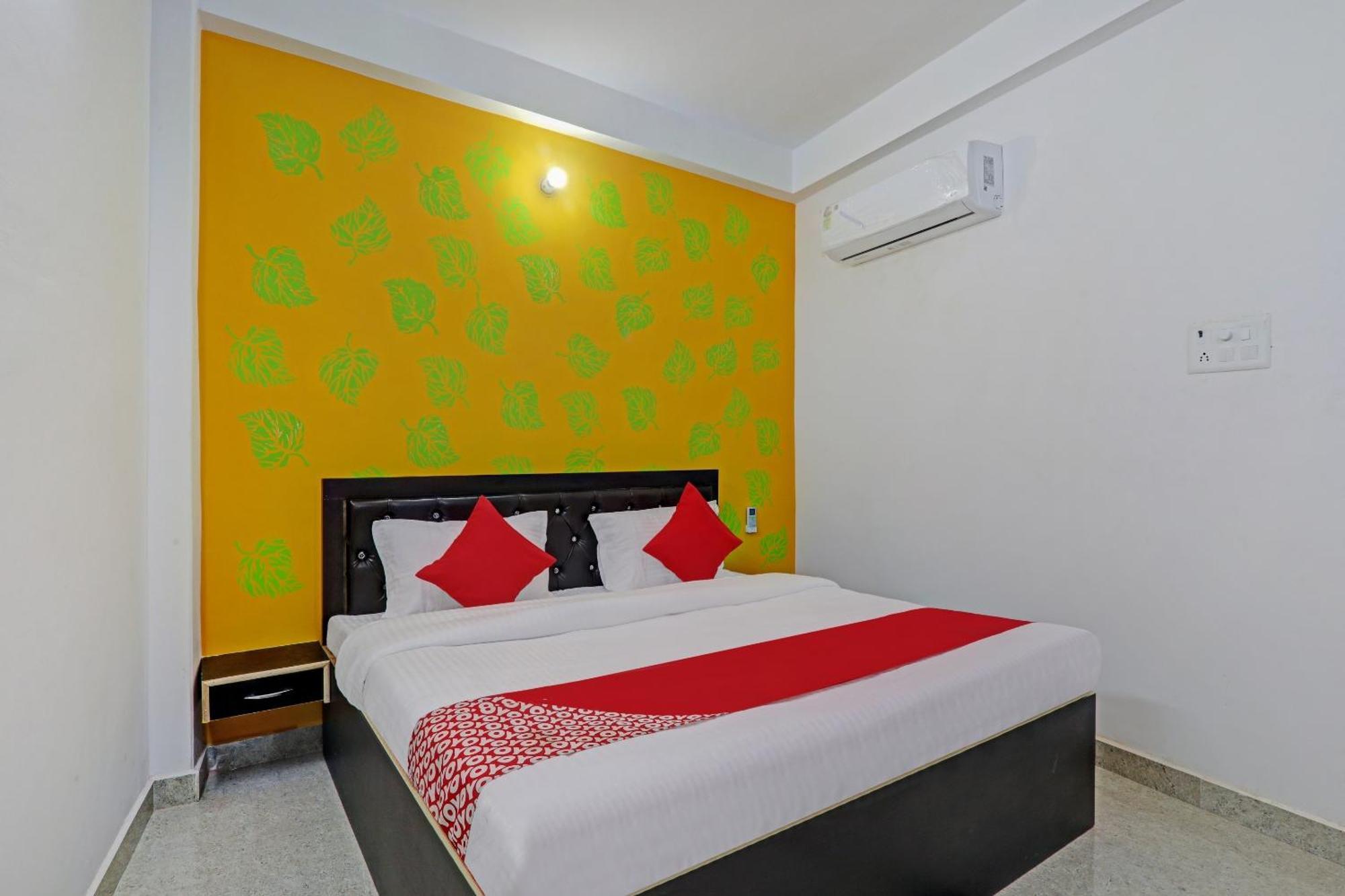 Hotel O Sparrow Nest Varanasi Esterno foto