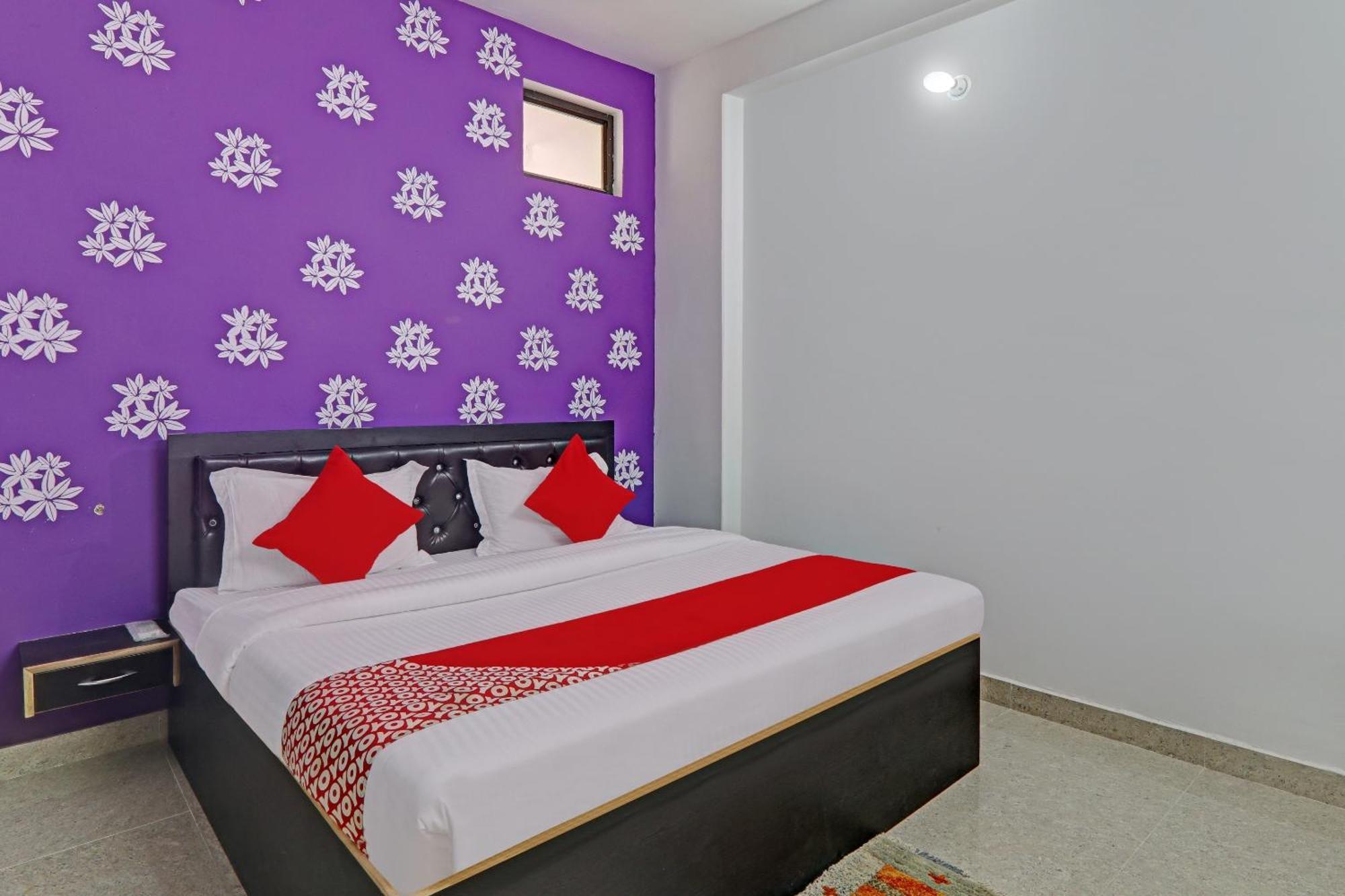 Hotel O Sparrow Nest Varanasi Esterno foto