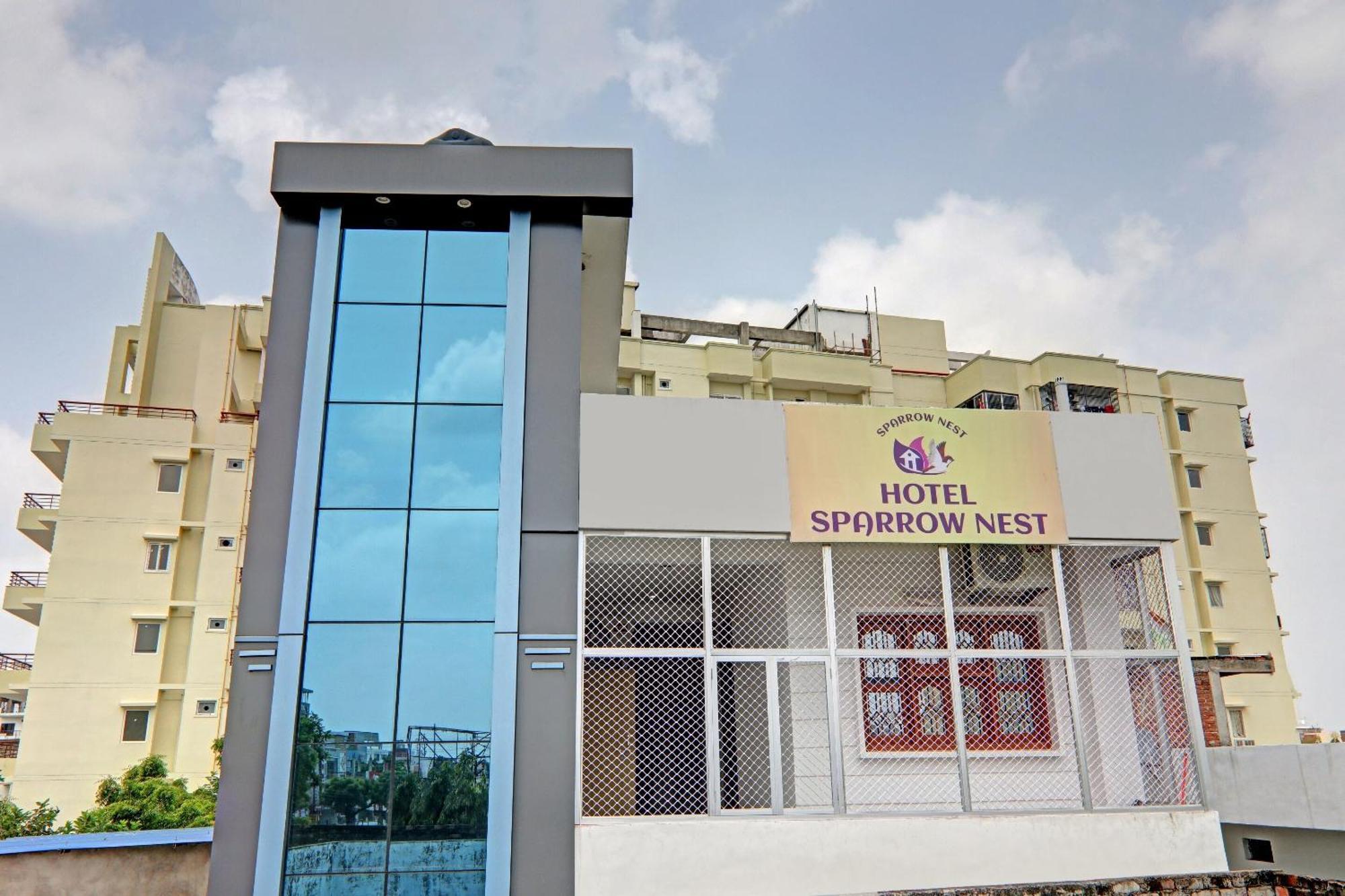 Hotel O Sparrow Nest Varanasi Esterno foto