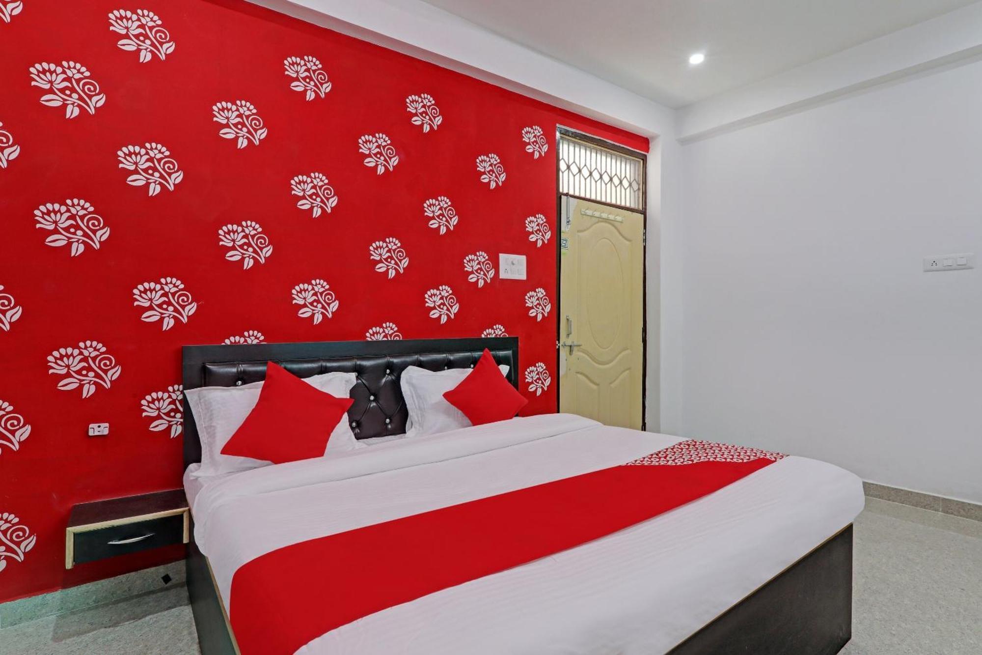 Hotel O Sparrow Nest Varanasi Esterno foto