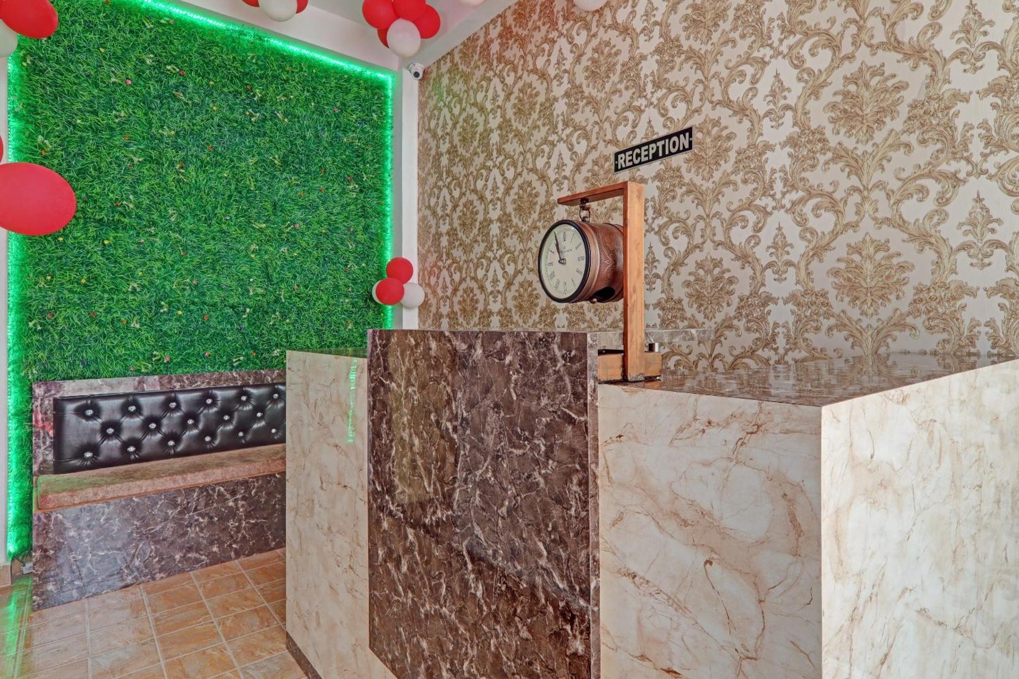 Hotel O Sparrow Nest Varanasi Esterno foto